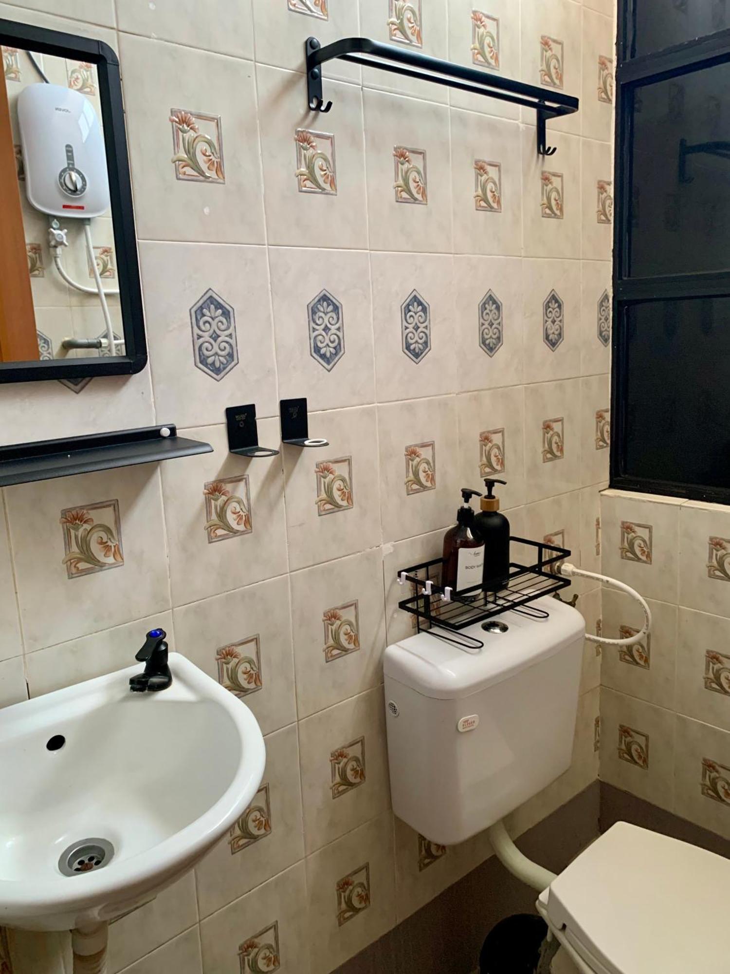 Andiana Hotel & Lodge - Kota Bharu City Centre Екстериор снимка